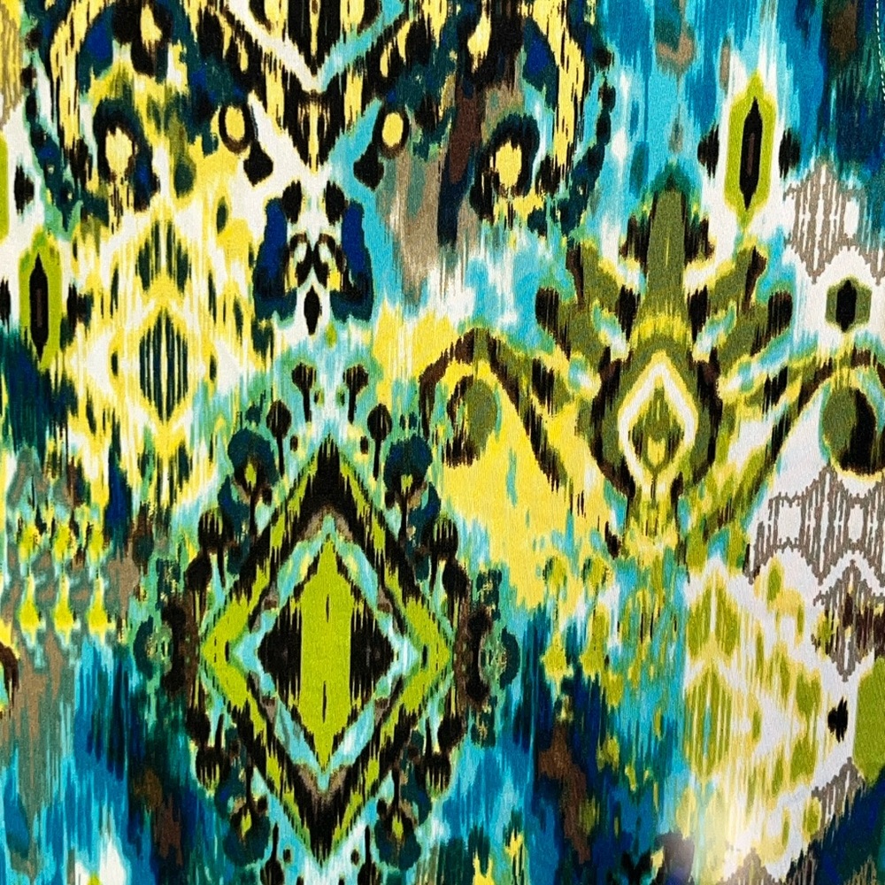 R&K Blue and Yellow‎ Graphic Crop Tank Top - Picture 7 of 7